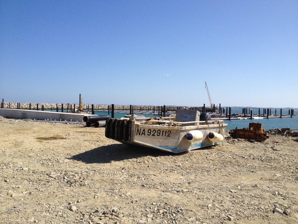 Le port de Roscoff d�but avril ( Photo Philippe Allot )